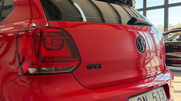 Volkswagen Polo 8 of 18
