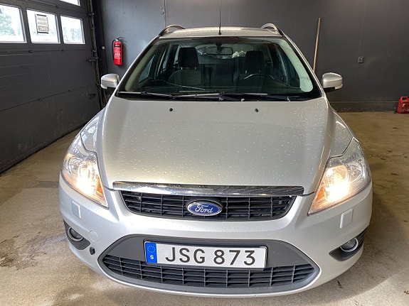 Ford Focus 2 of 5