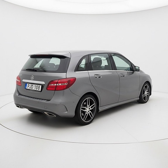 Mercedes-Benz B180 d 5 of 5