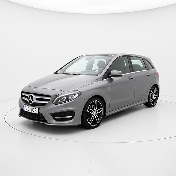 Mercedes-Benz B180 d 2 of 5