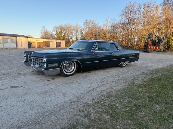 Cadillac Coupé DeVille