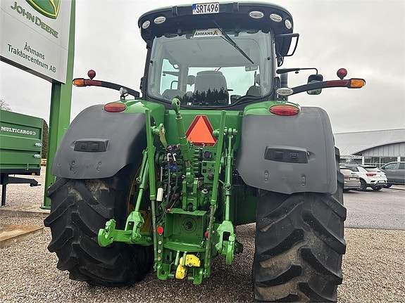 John Deere 7310R 3 of 8