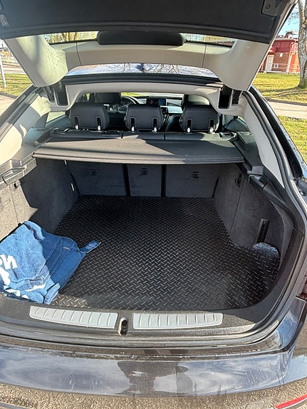 BMW 318d 7 of 9
