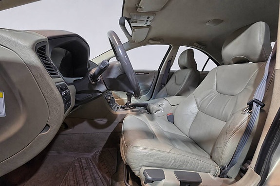 Volvo S60 10 of 21