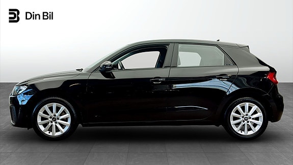 Audi A1 2 of 5