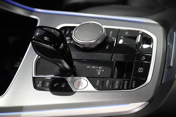 BMW X5 9 of 12
