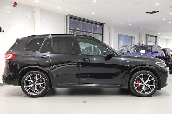 BMW X5 4 of 5