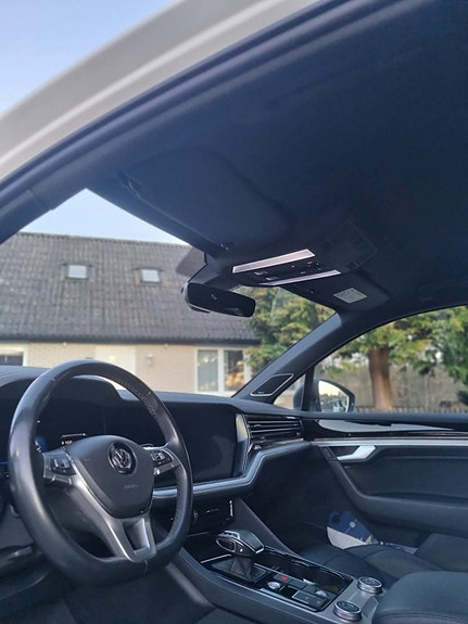 Volkswagen Touareg 12 of 15