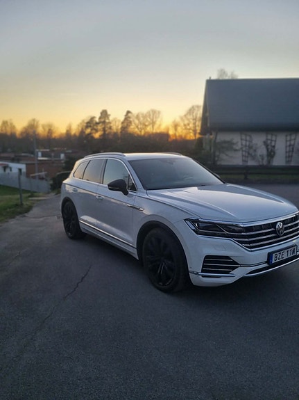 Volkswagen Touareg 9 of 15