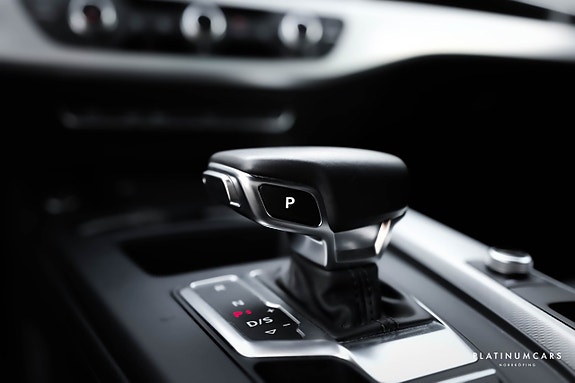 Audi A4 10 of 14