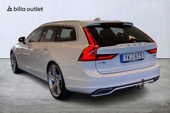 Volvo V90 3 of 5