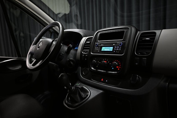 Renault Trafic 25 of 26