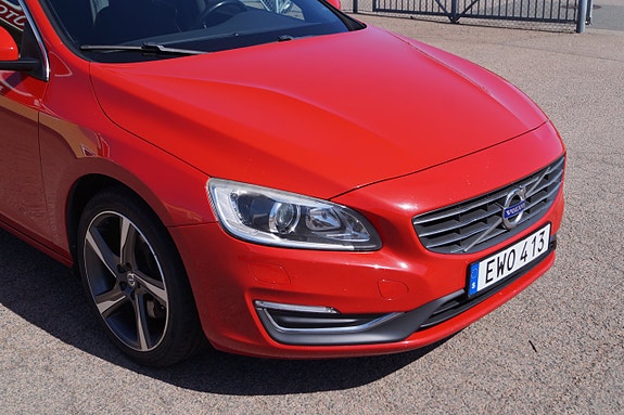 Volvo V60 19 of 27