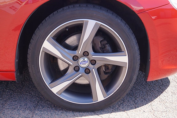 Volvo V60 17 of 27