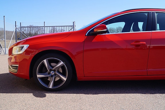 Volvo V60 10 of 27
