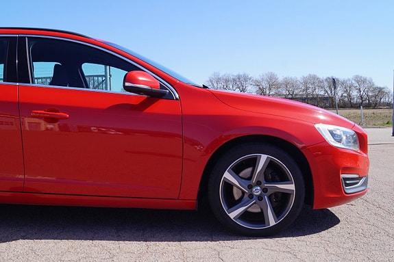 Volvo V60 12 of 27