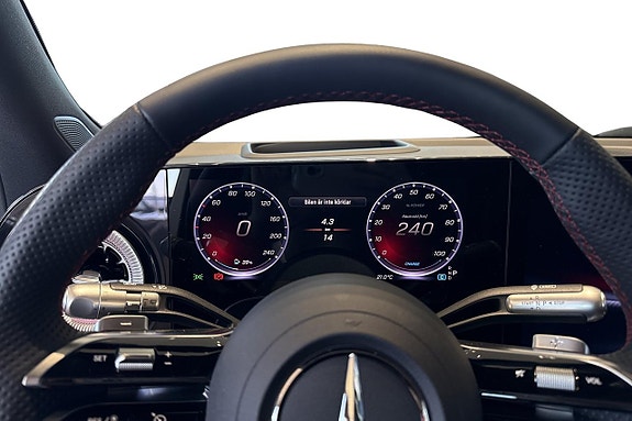 Mercedes-Benz GLB250+ 9 of 17