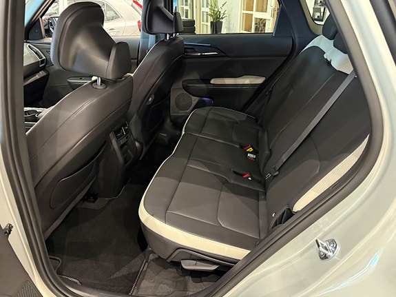 Kia EV5 8 of 13