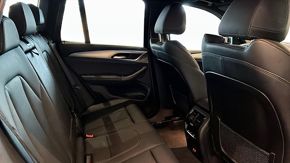 BMW X3 5 of 5