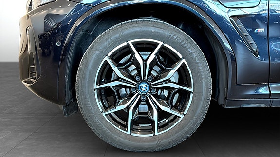 BMW X3 9 of 9