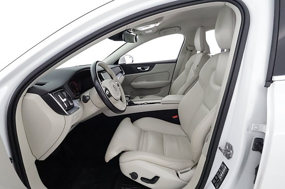 Volvo V60 10 of 23