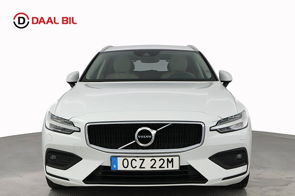 Volvo V60 2 of 23