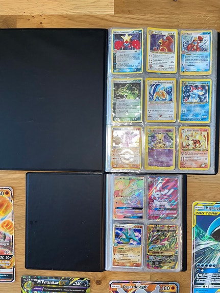 Stor samling sällsynta pokemon kort