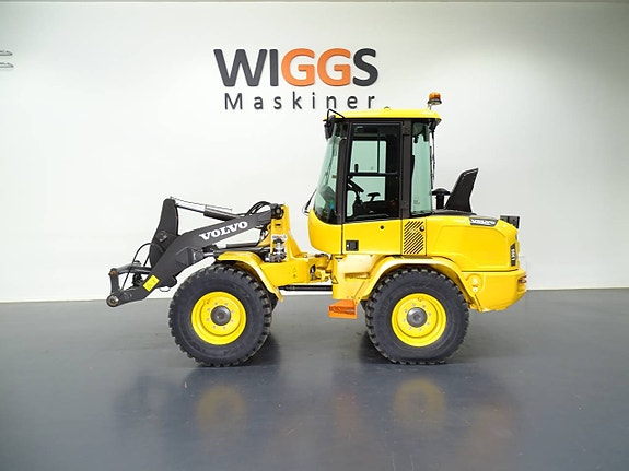 Volvo L30GS / Aircond / Lastdemp / C-Smörj / 30km/t