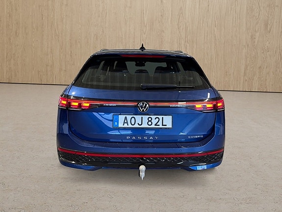 Volkswagen Passat 14 of 14