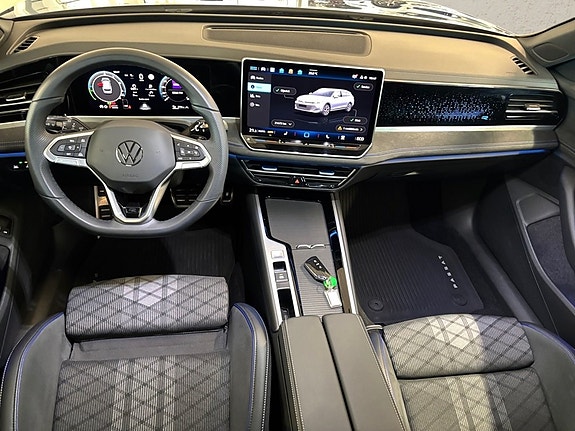 Volkswagen Passat 5 of 5