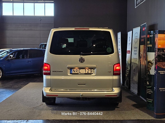 Volkswagen Multivan 6 of 24