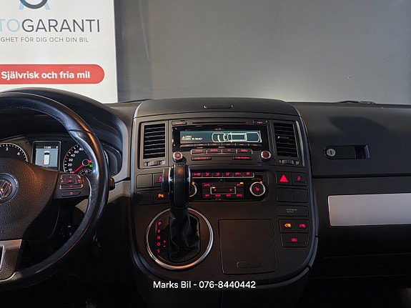 Volkswagen Multivan 17 of 24