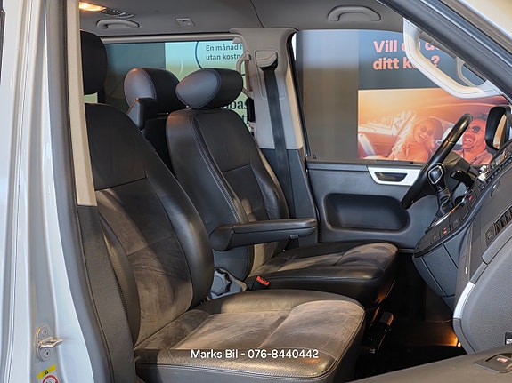Volkswagen Multivan 20 of 24