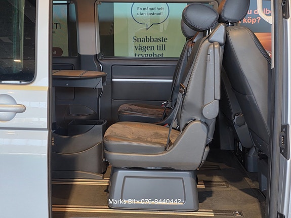Volkswagen Multivan 19 of 24