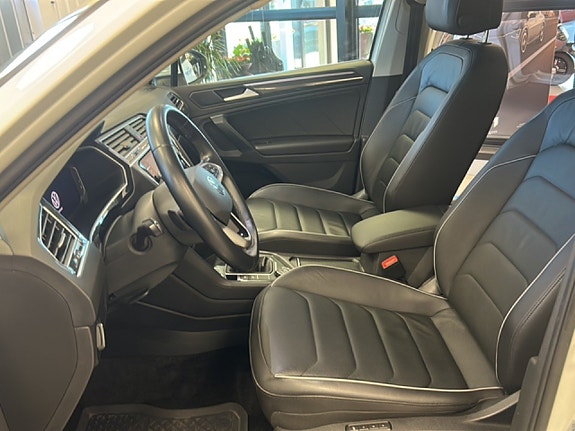 Volkswagen Tiguan 9 of 18