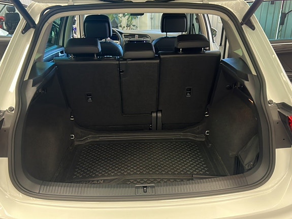Volkswagen Tiguan 11 of 18