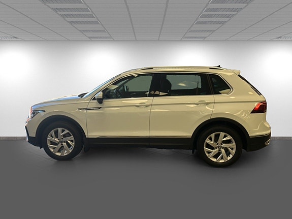 Volkswagen Tiguan 4 of 5