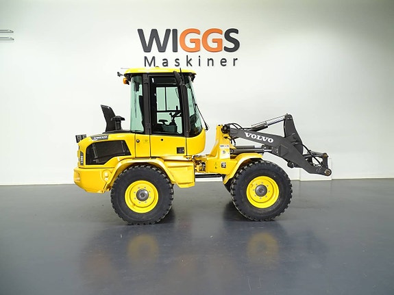 Volvo L30GS / Aircond / C-Smörj / Lastdemp / 30km/t 2 of 6