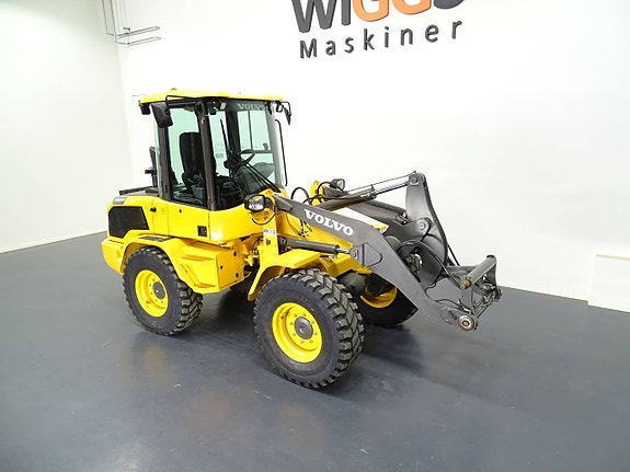 Volvo L30GS / Aircond / C-Smörj / Lastdemp / 30km/t 3 of 6