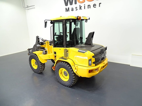 Volvo L30GS / Aircond / C-Smörj / Lastdemp / 30km/t 4 of 6
