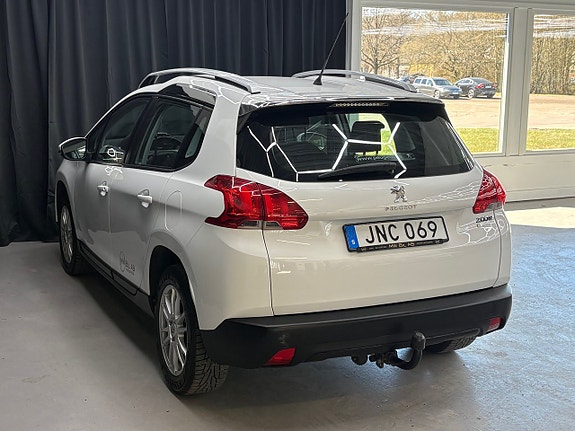 Peugeot 2008 3 of 5