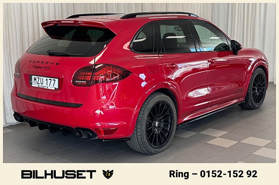 Porsche Cayenne GTS 2 of 5