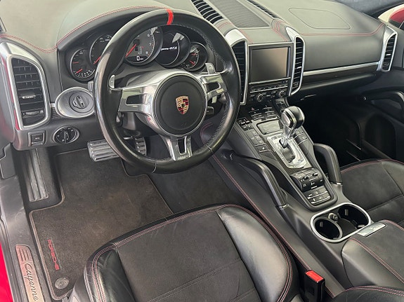 Porsche Cayenne GTS 6 of 20