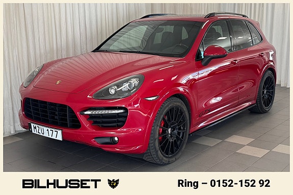 Porsche Cayenne GTS 3 of 5