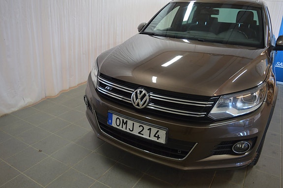 Volkswagen Tiguan 2 of 5