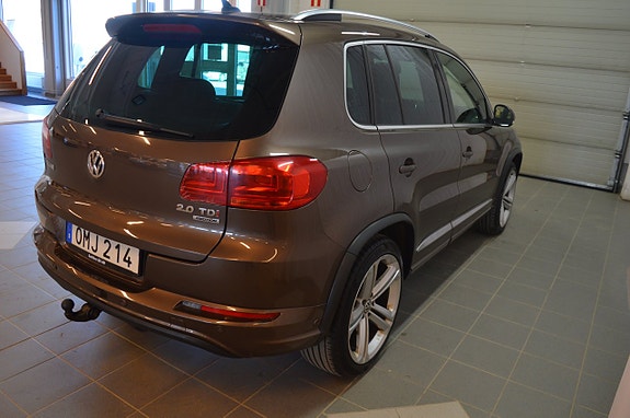Volkswagen Tiguan 3 of 5