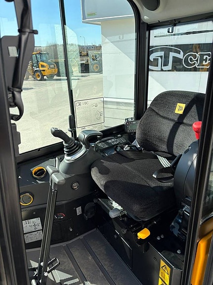 JCB 19c-1 4 of 4