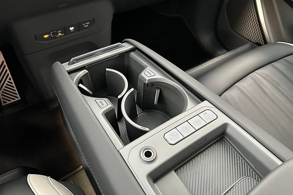 Kia EV9 11 of 20