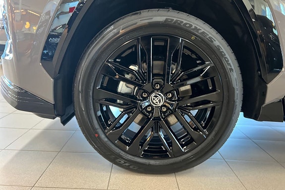 Toyota RAV4 15 of 20