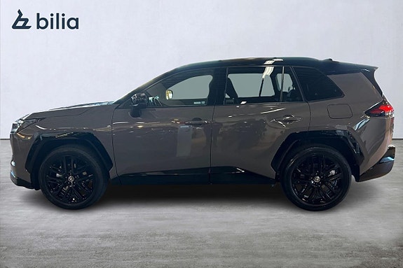 Toyota RAV4 3 of 20